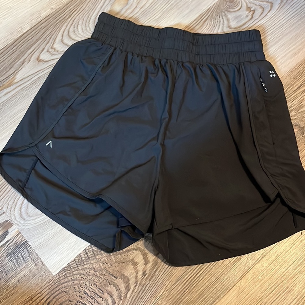 ACTA High-Waisted Shorts with Liner XS
